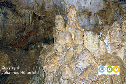 Tropfsteinhöhle in Vallorbe