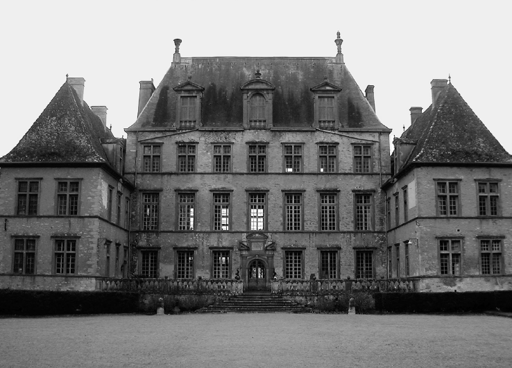 Château de Flèchéres construit de 1606 à 1625 "Hypothèse de bâtiment semblable au Pavilion Fouquet de la Varennes" Peut-être le même architecte