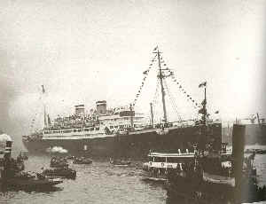 Die St. Louis im Hafen von Havanna