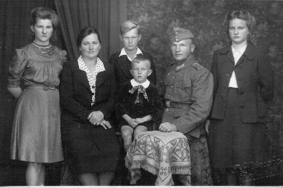 Familie Kühn, ca. 1943