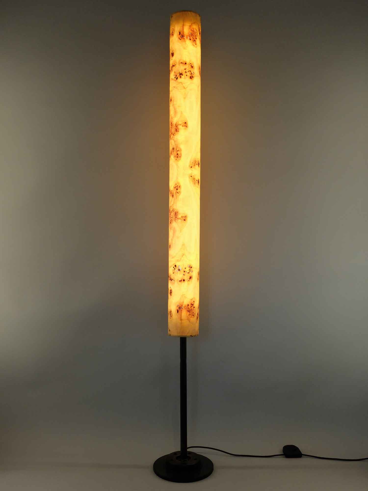 Upcycling Stehlampe Columna mittel Pappel-Maser