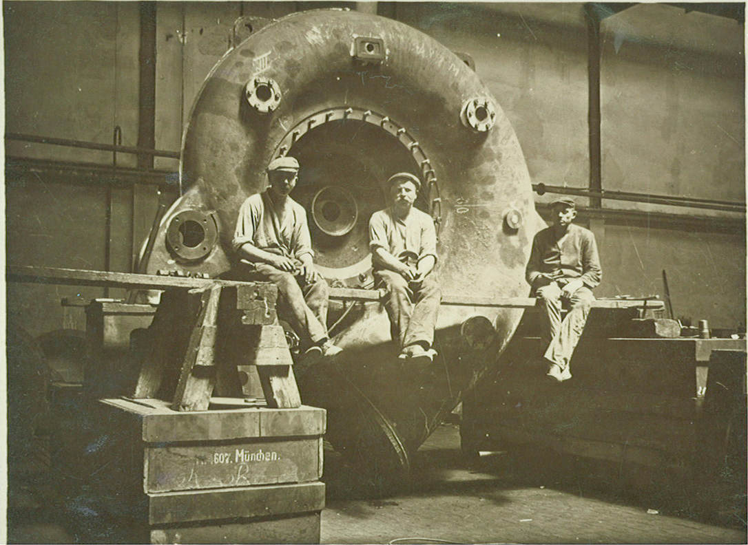 Archivale des Monats 1* - Industriearbeiter in Freimann