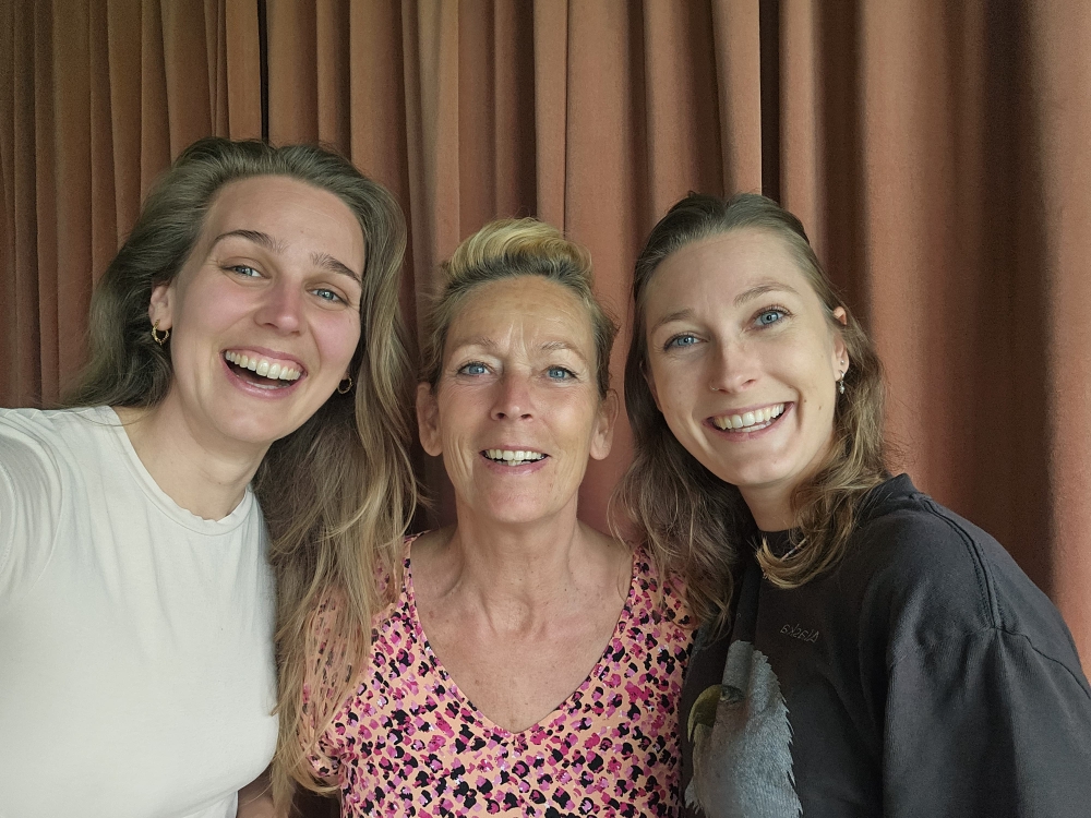 Lotte, Nancy & Laura