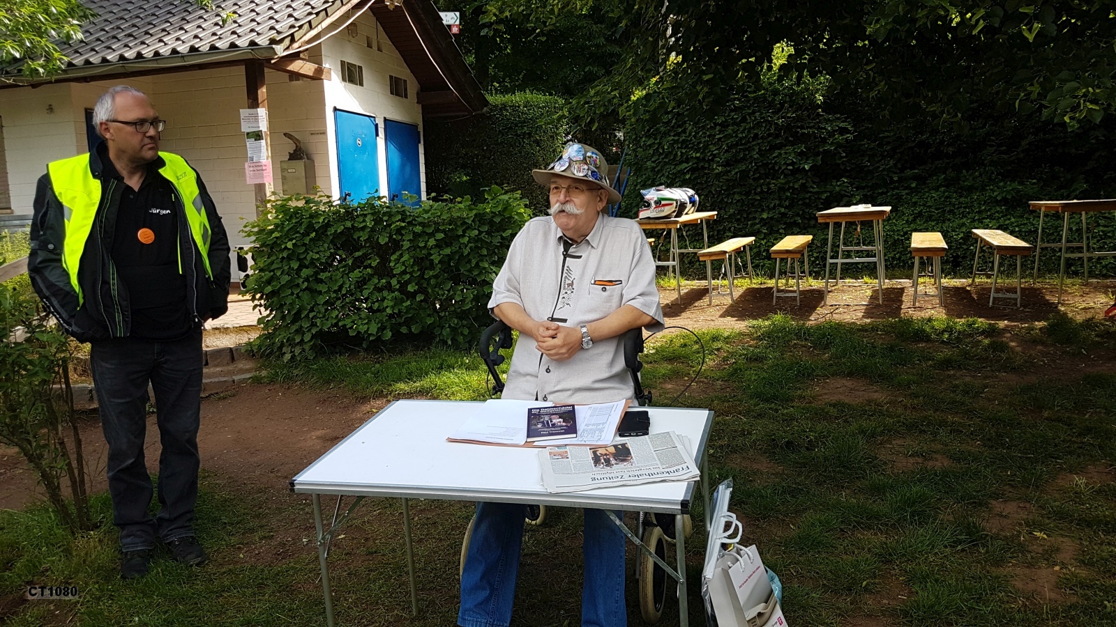 Herbert Hügenell erklärt die Pfalz mit Anekdoten und Geschichten