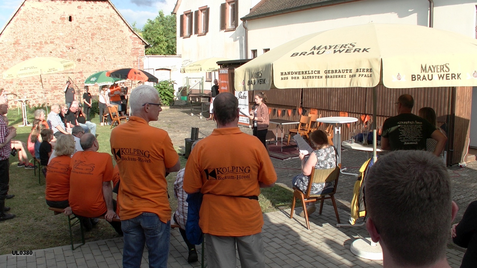 Unsere Theater-Kids mit dem selbstgeschriebenen Theaterstück über Adolph Kolping