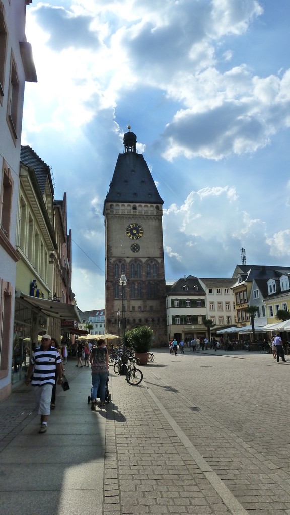 Rund um die Domkirche St. Maria und St. Stephan zu Speyer