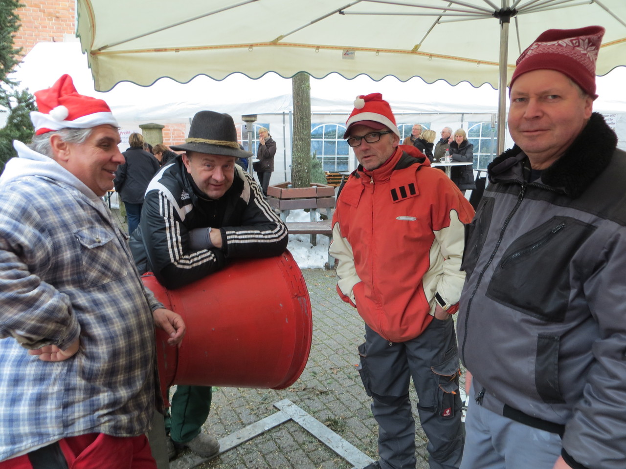 MGV verkaufte die schönsten Weihnachtsbäume in Breuningsweiler