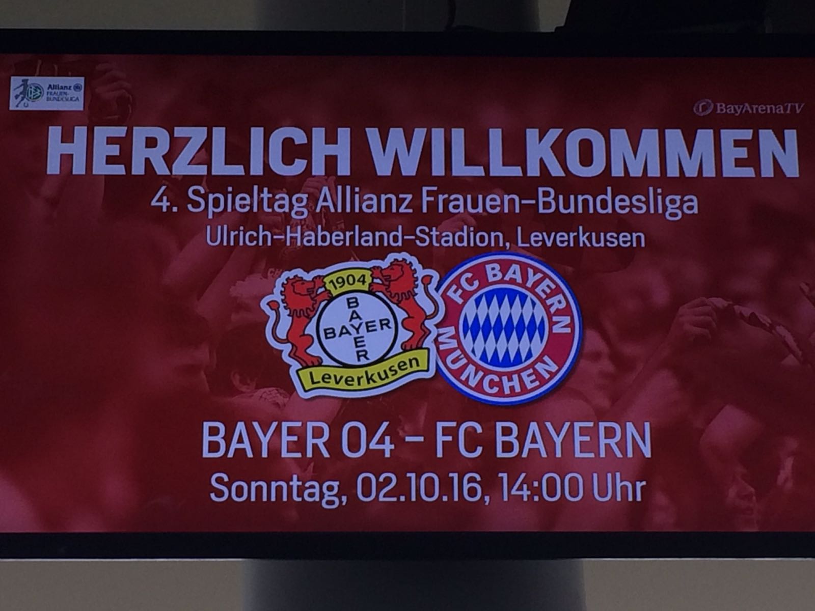 Ausflug der Mädels zu den Damen Leverkusen:Bayern