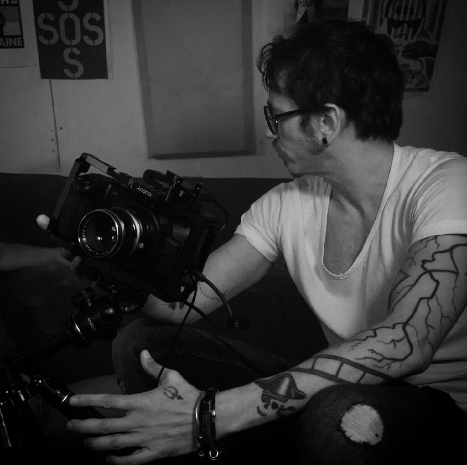 SOS - MUSIC VIDEO - 2022