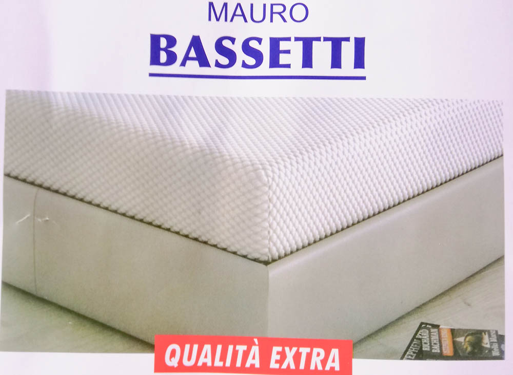 Coprimaterasso in spugna Jacquard di Mauro Bassetti per letto singolo effetto massaggiante. B840