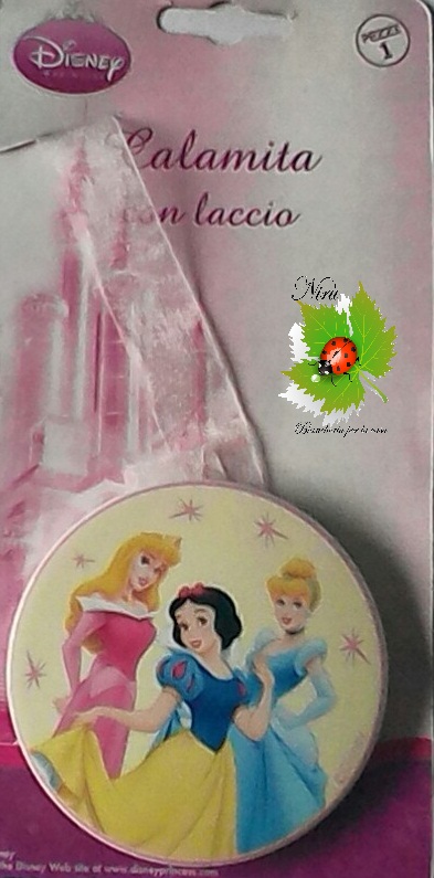 Calamita per tenda Disney Principessa a forma di cerchio. Art.A015