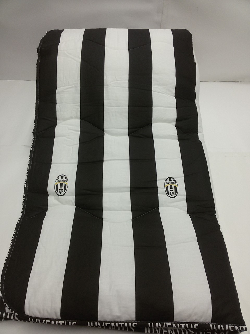 Trapunta invernale sindolo Ufficiale Juventus duoble face 170x270 cm.Art.A462