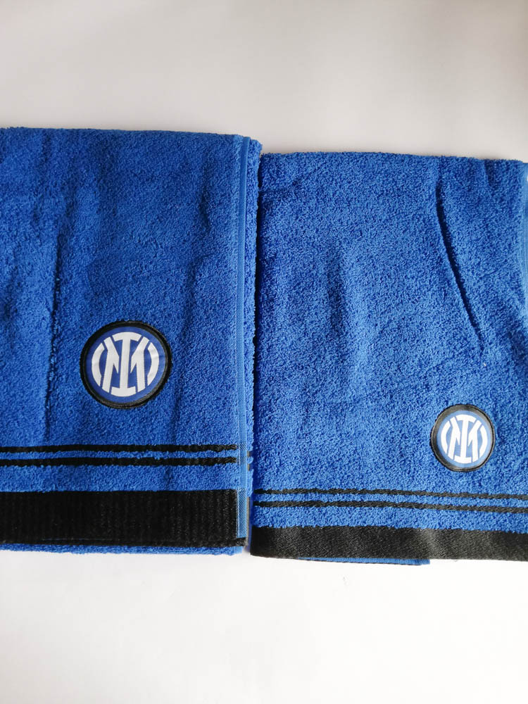Set 1+1 F.C. Inter asciugamano in spugna di cotone medio + ospite ufficiale. B336