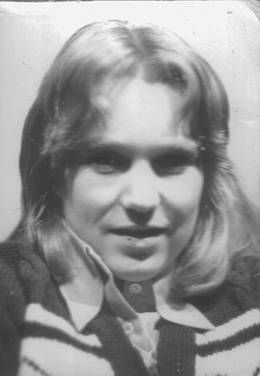  meine erste Liebe: Klaudia Dustmann  Dialyse von 1971 bis 1979 gestorben am 19.11.1979  