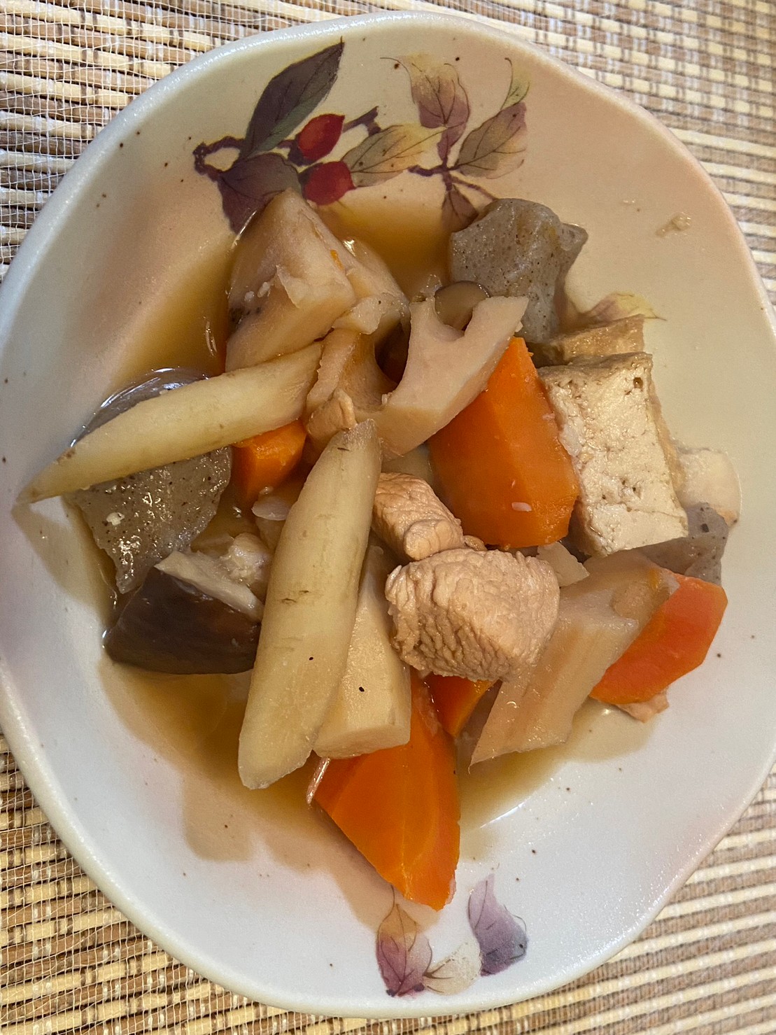 根菜類たっぷり筑前煮