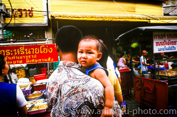 photograph of bangkok　赤ちゃん