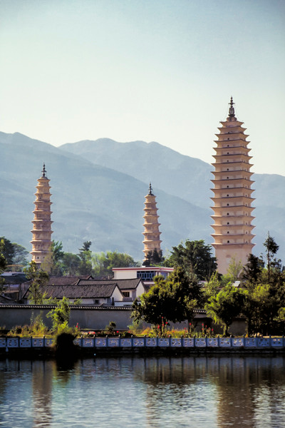 中国雲南省昆明の写真　寺院