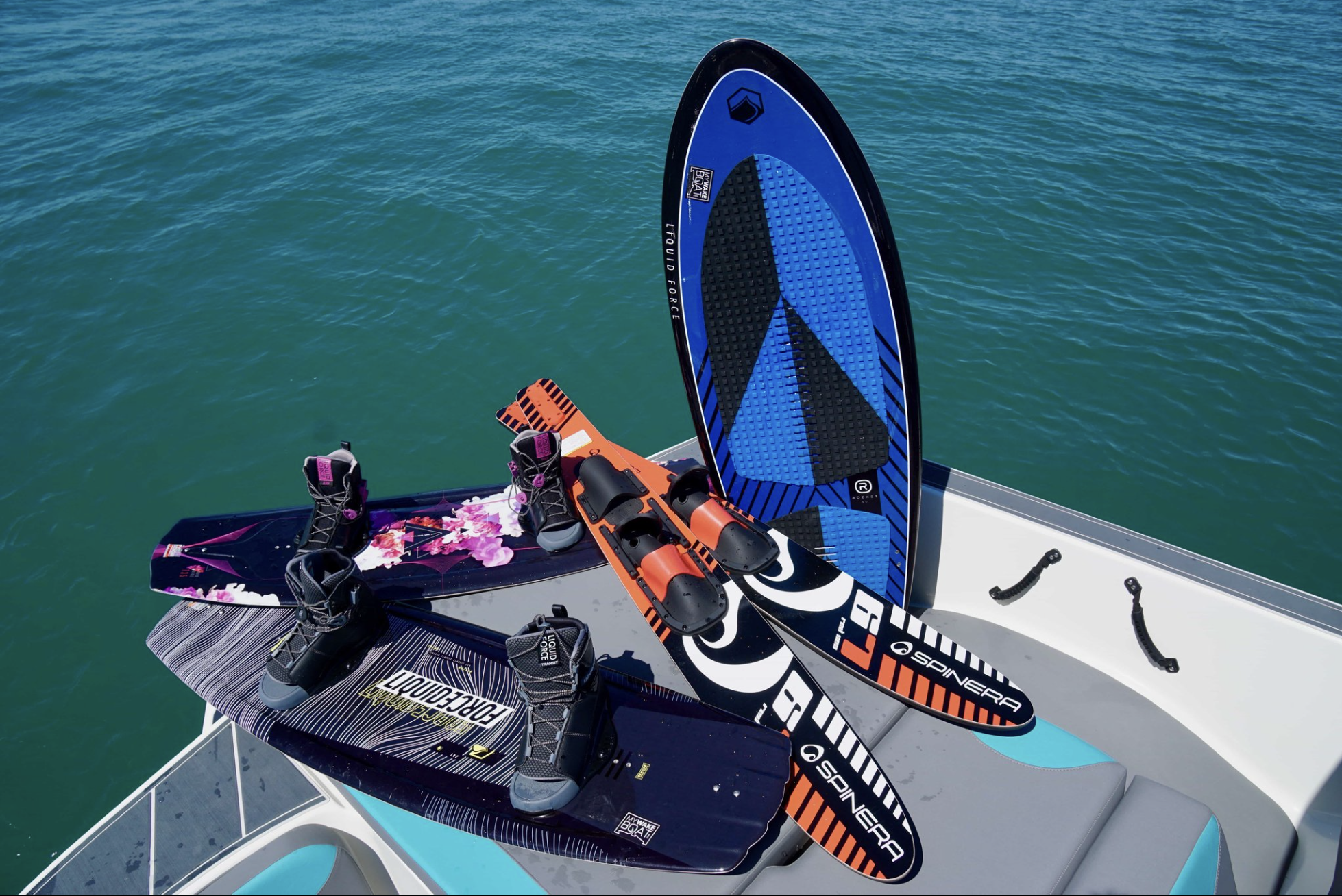 HeyDay WT2 auf dem Bodensee mit Wassersportausrüstung