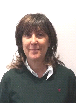 Carmen López, Optometrista, Postróloga clínica