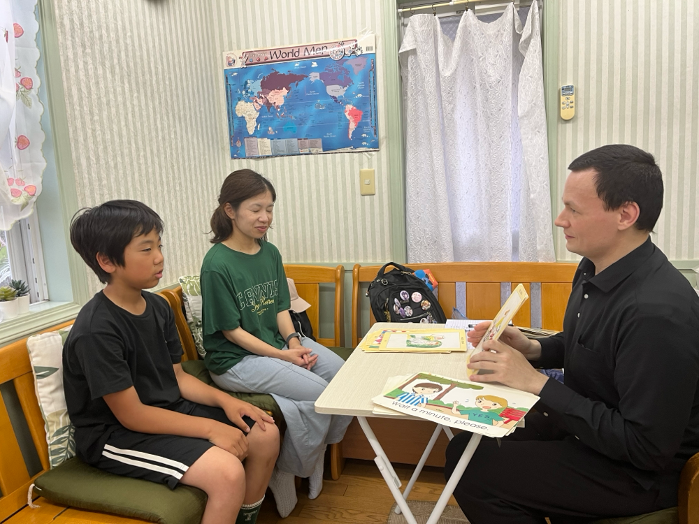 K君5年生、英語流暢なお母様と始められて3年、かなり上達されました