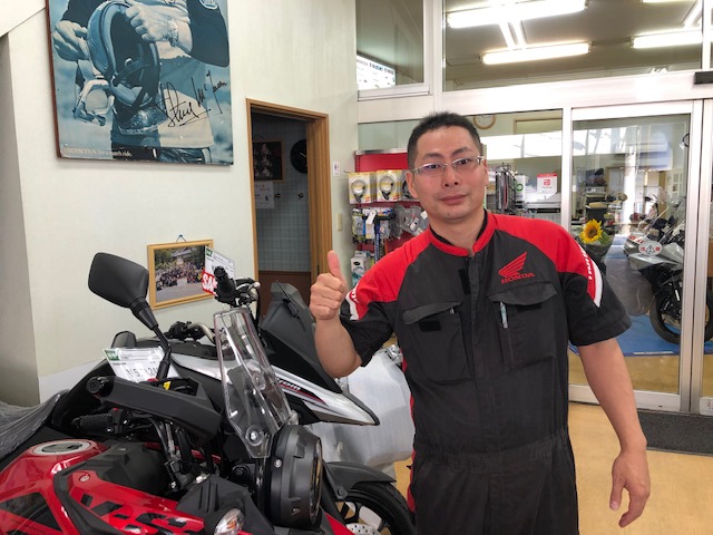 サービス 長谷川 国家整備士 整備主任 ライディングAD