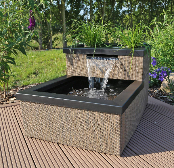 Den schönsten Hochteich kaufen Gartenskulpturen, Fertigteiche