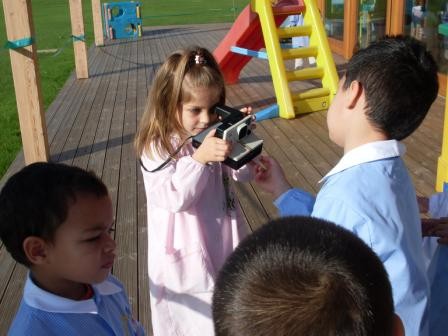 ...una macchina fotografica.