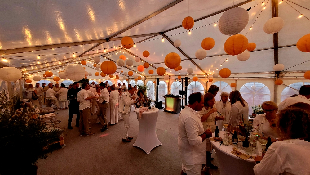 White Summer Party @ Tennisclub Grün Weiß Barmen