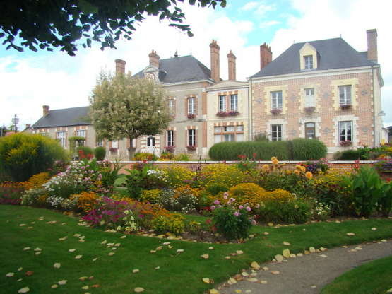 Mairie de Dhuizon