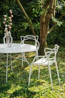 https://iddecoshop.com/products/chaises-masters-rouille-x2-kartell