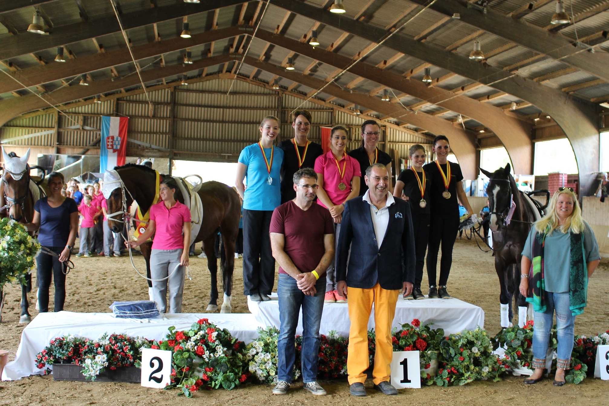 Schwäbische Meisterin Junior-Einzel: 1. Sema Hornberg, 2. Pia Loritz, 3. Zoé Spreng