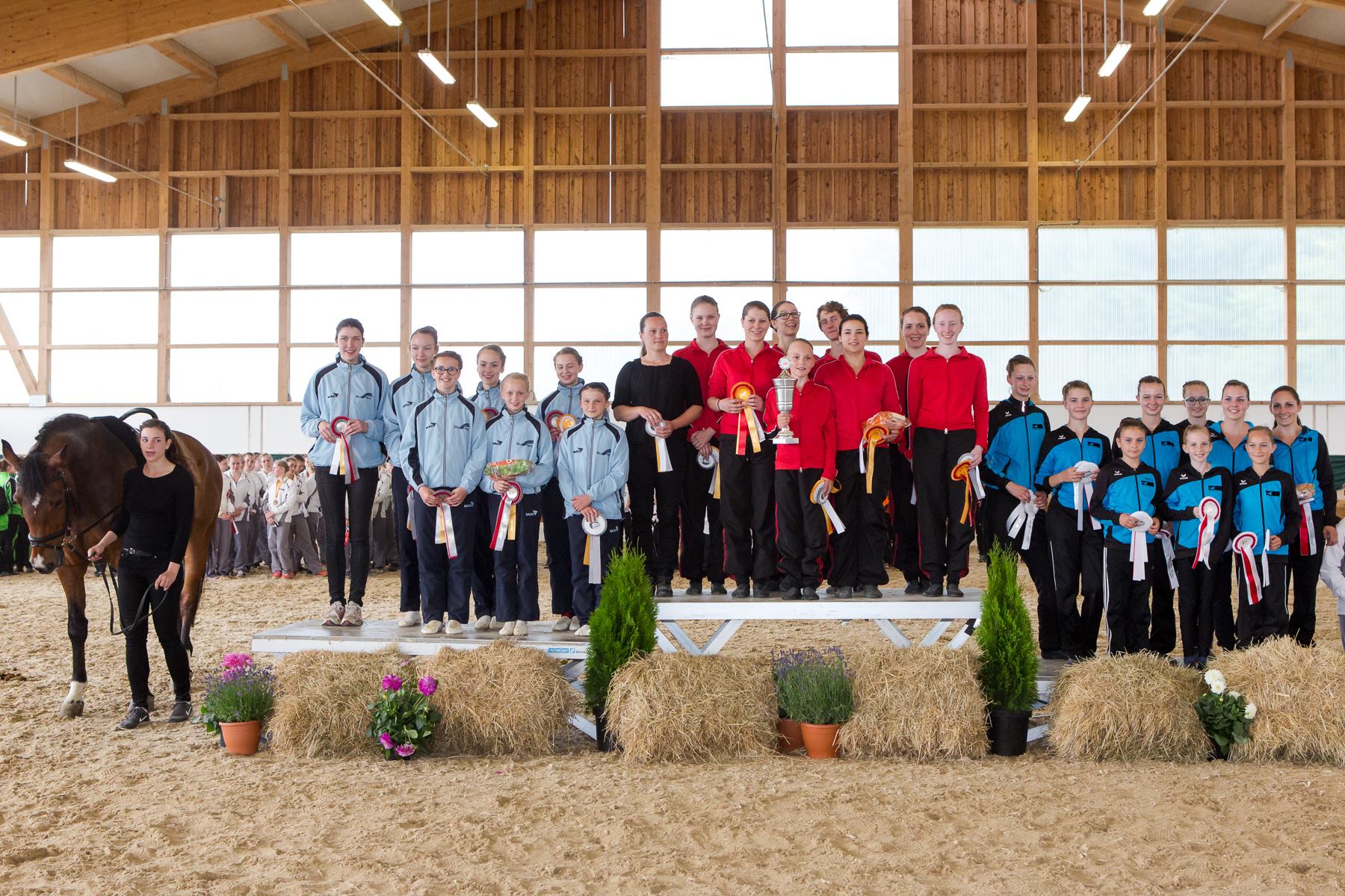 L-Cup-Sieger wurde der VRV Memmingen III, vor Mauerbach und Roggenburg.