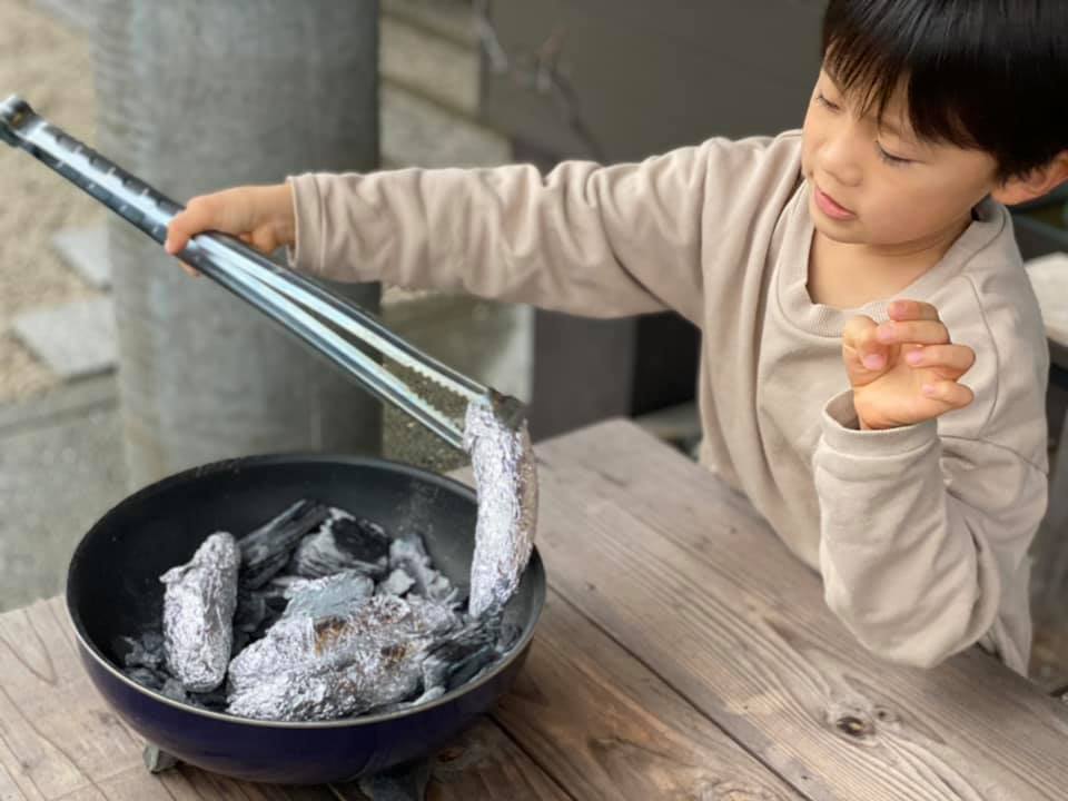 ちょっと不便で手間　「焼き芋」