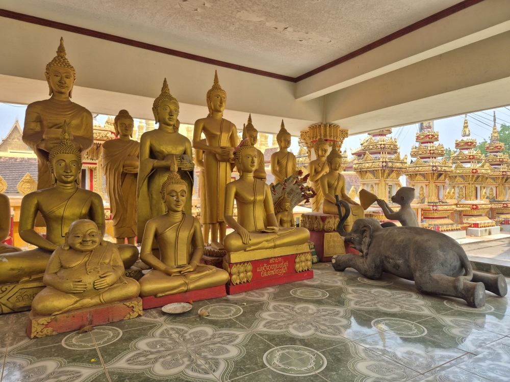 📍 Pha That Luang