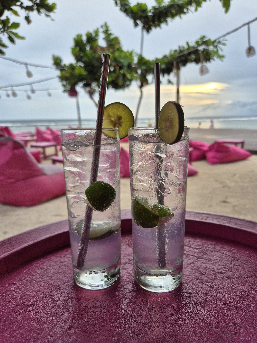 Pinkcoco Beach Club Gili T