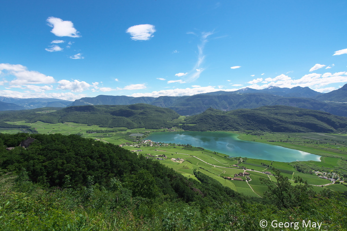 Blick von Altenburg auf den Kalterer See