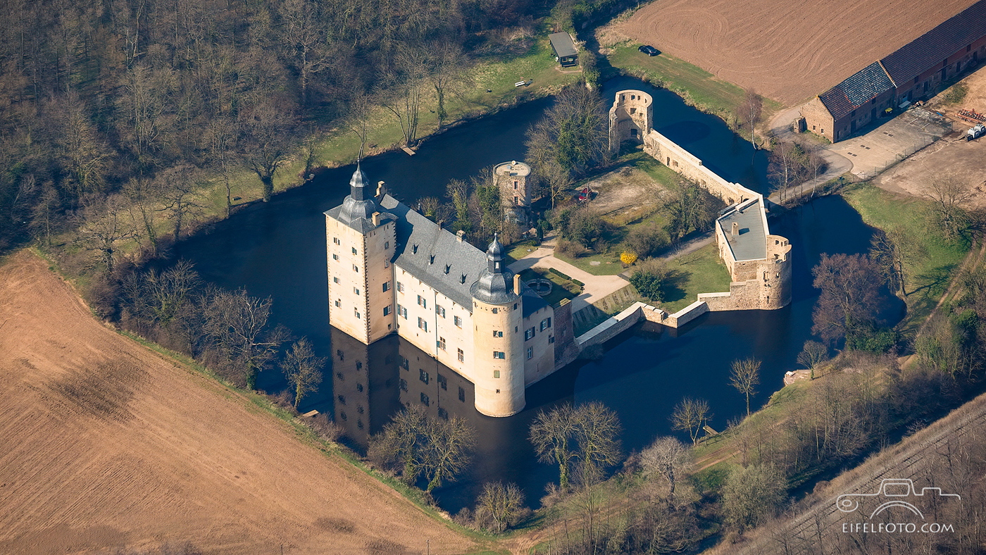 Wasserburg Veynau bei Euskirchen