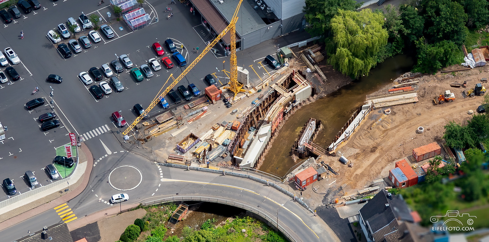 Baustellenfotografie: Brückenarbeiten Kall, 20.06.2020