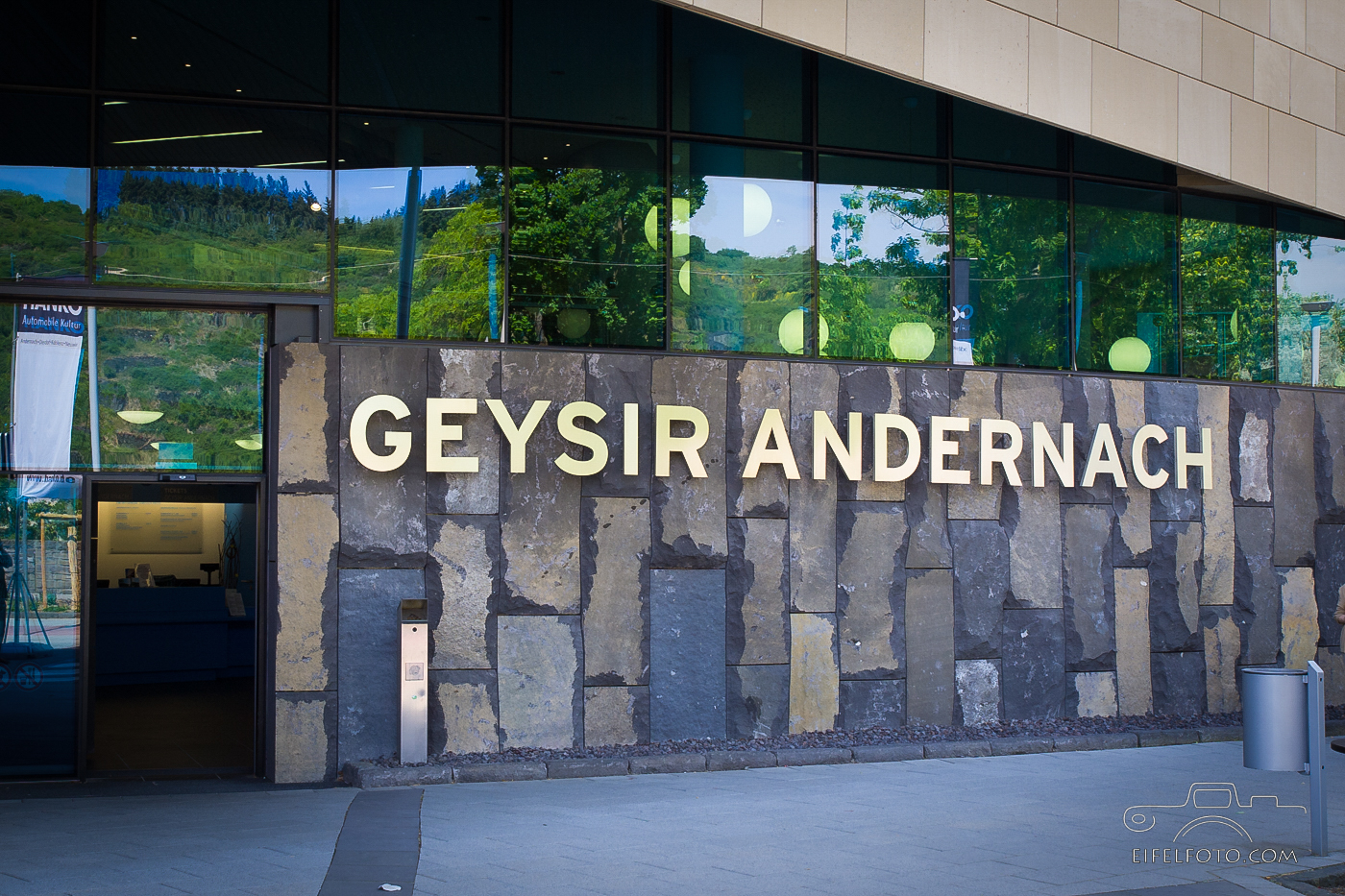 Geysir-Infozentrum in Andernach