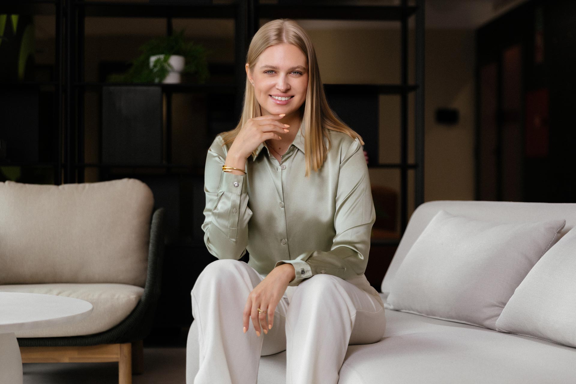Fotografía de retrato corporativo y marca personal  con Vladis | Fotografo en alicante