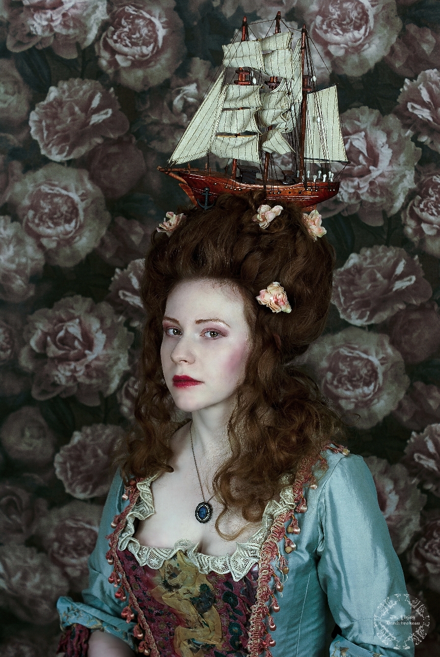 Model: Lola Adversin. Foto, Styling & komplettes Kostüm von mir.