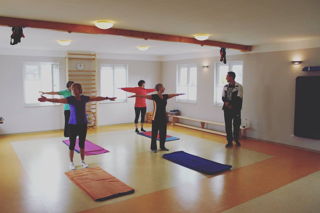 Rotatorenmanschette Warm-Up Personal Trainer Mirko Schruhl Reha Pinguin Schwimmschule Potsdam am Volkspark