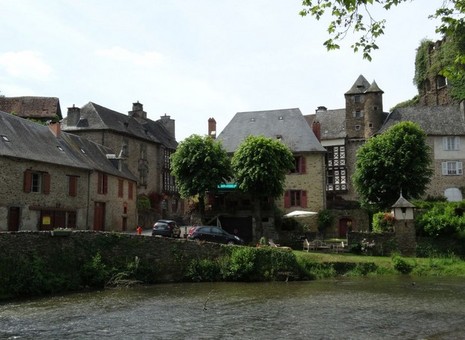 Ségur-le-Château