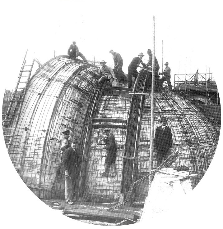 Bauen für ein neues Leben - Bau der Orchestermuschel in der Trinkkuranlage um 1911 - Foto: Albert Schmidt