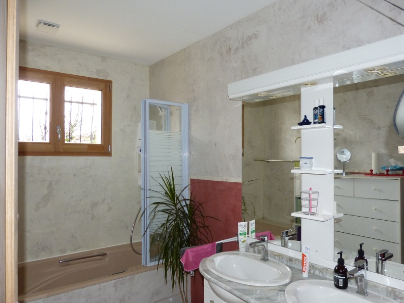 Salle de Bains - Après rénovation, Stuc chaux sur faïence à Gaillac (81)