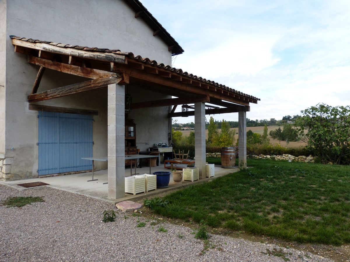 Visite chantier pour habillage des poteaux fausses briques et enduit vieilli