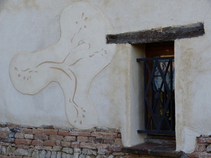 Sgraffito sur façade - Rabastens (81)