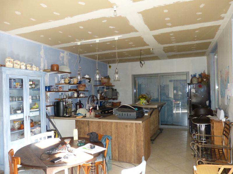 Cuisine avant mise en peinture à Senouillac (81)