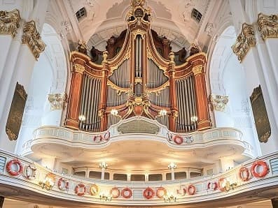 Hamburg by Rickshaw - Hauptkirche Sankt Michaelis, Orgelführung