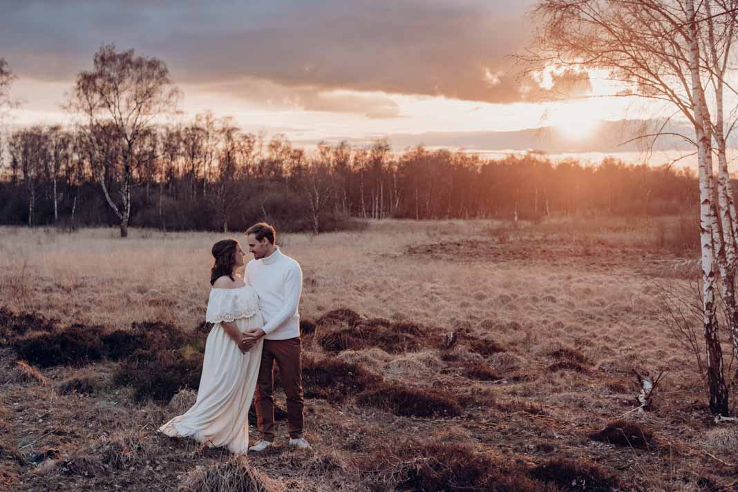 Babybauchshooting in der Heide